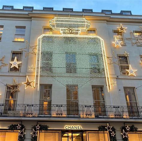 chanel christmas window